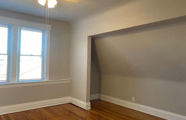 Building Photo - 2819 Glendora Ave