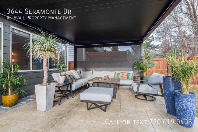 Building Photo - 3644 Seramonte Dr