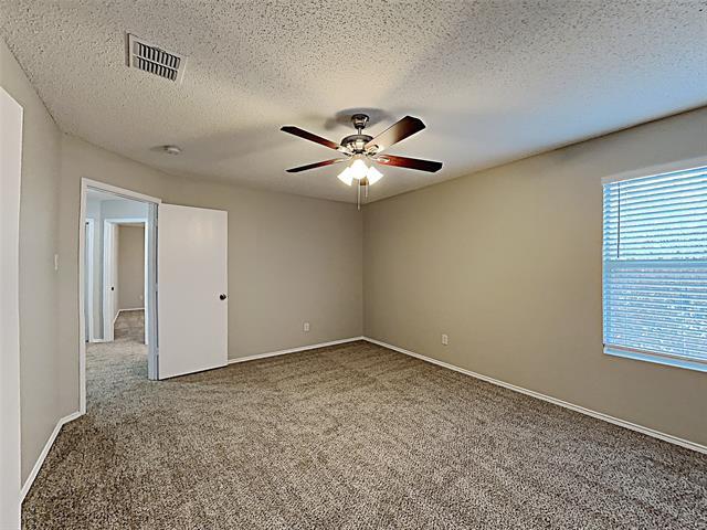 Building Photo - 2213 Plum Ct
