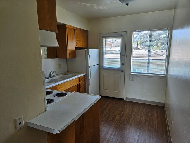 Building Photo - Cute cozy studio apartment for rent