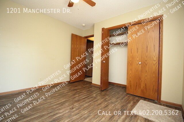 Building Photo - 1201 Manchester Dr