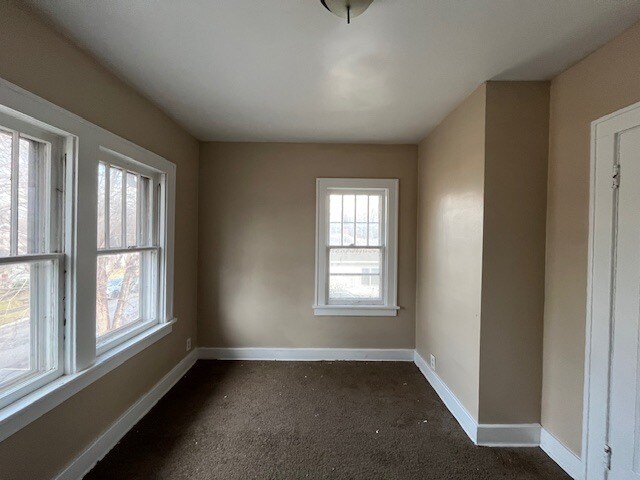 Building Photo - 1210 N Johnson St