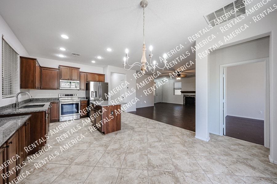 Building Photo - 29537 N Smokey Ln