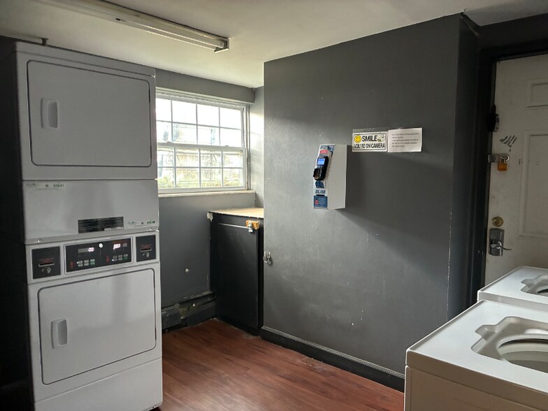 Building Photo - 4714 Tarryton Ct S