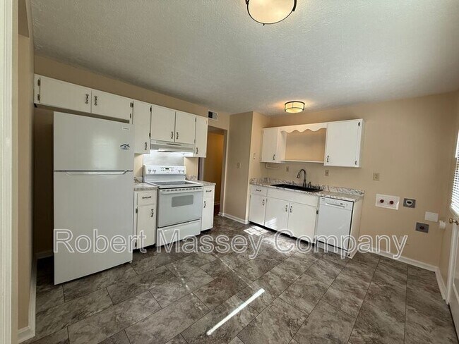 Building Photo - 3305 Mcadams Ct