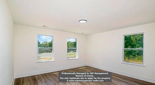 Building Photo - Charming BRAND NEW 3BR/2BA For Rent in Cha...