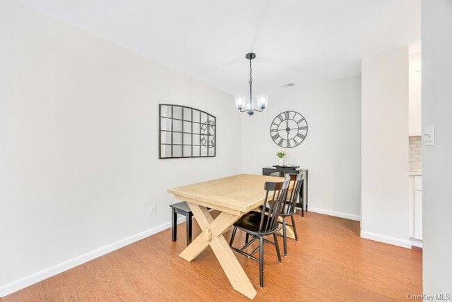 Building Photo - 234A Springmeadow Dr