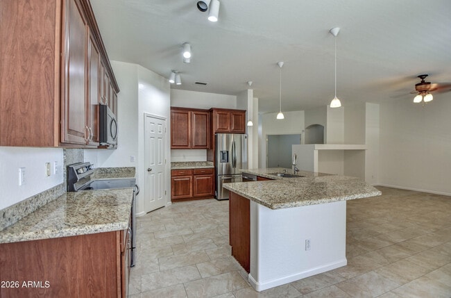 Building Photo - 18431 E Celtic Mnr Dr