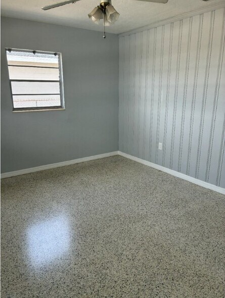 Building Photo - 308 Shamrock Blvd