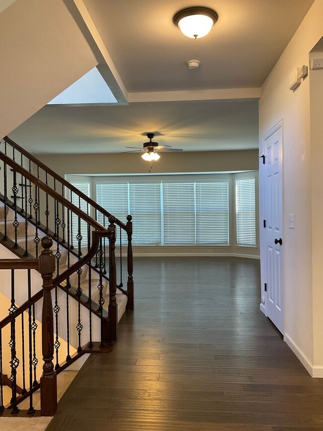 Building Photo - 104 Forest Oaks Dr