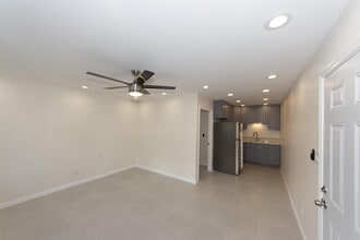 Building Photo - 1068 Kinau St