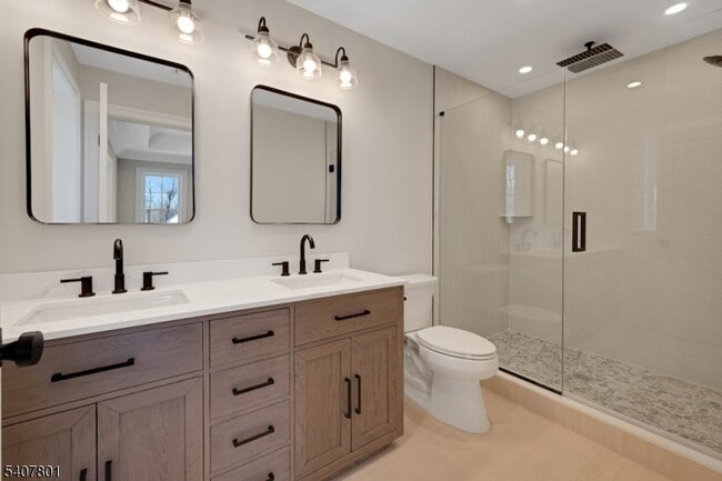 Building Photo - 15 Prospect Pl