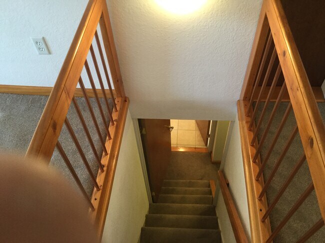 Building Photo - 2309 Wellington St