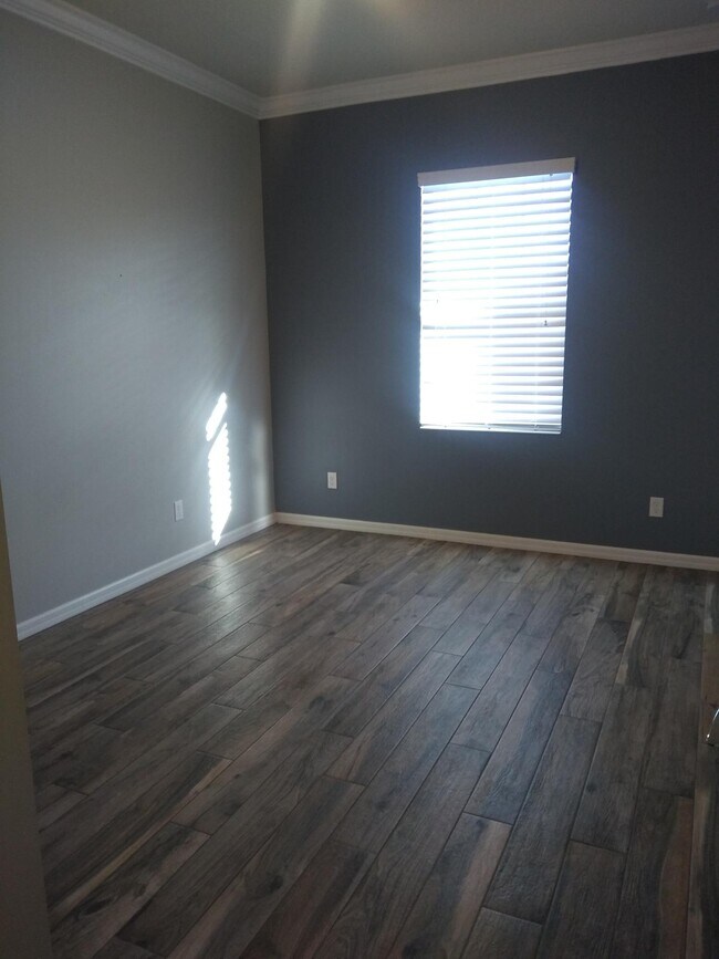 Building Photo - 1362 Turnbridge Dr