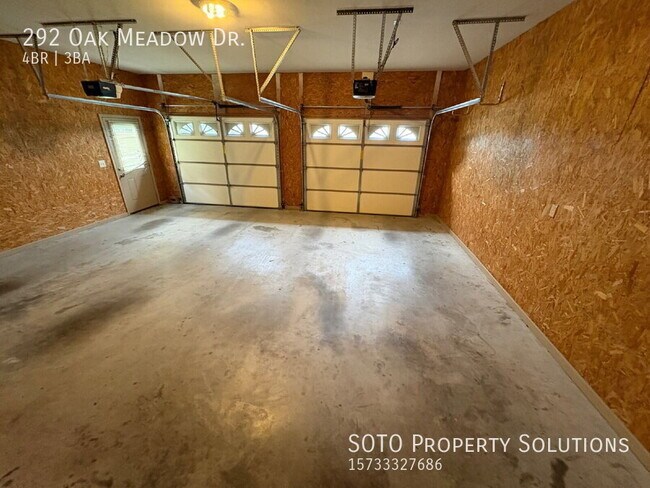 Building Photo - 292 Oak Meadow Dr
