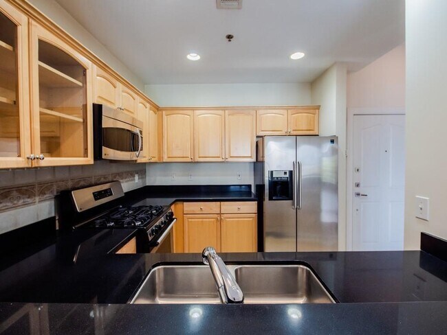 Building Photo - 850 Piedmont Ave NE