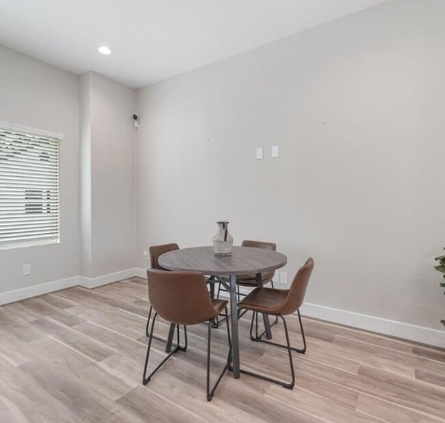 Building Photo - Luxury New Construction Home for Lease – Easter Jensen Area, North Houston