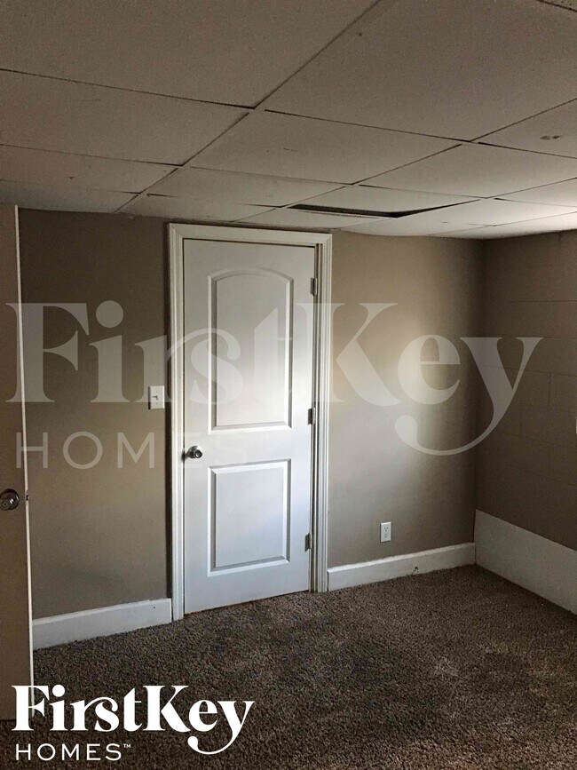 Building Photo - 8509 Lenna Ct