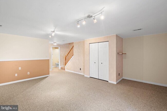 Building Photo - 3305 Cheverly Ct
