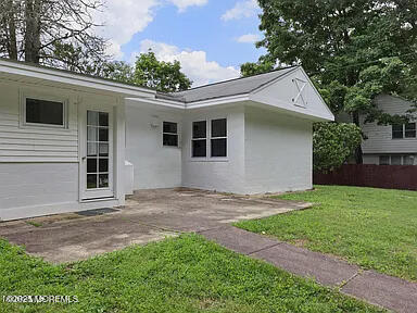 Building Photo - 14 Homestead Ln