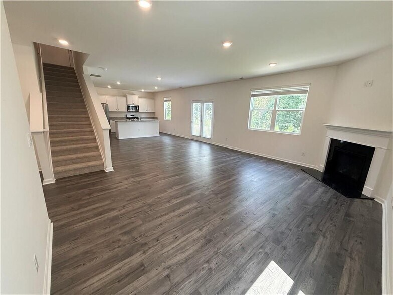 Building Photo - 174 Woodbrook Trl