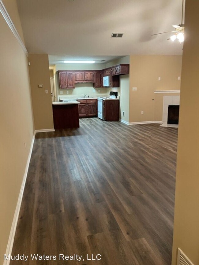 Building Photo - 2 br, 2 bath House - 3775 Iron Horse