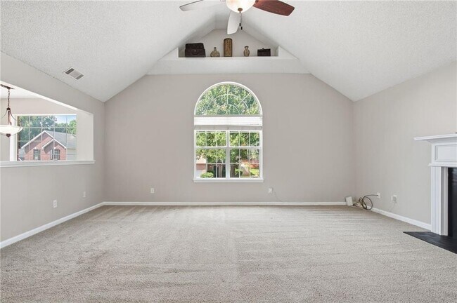 Building Photo - 5949 Idlewood Pl