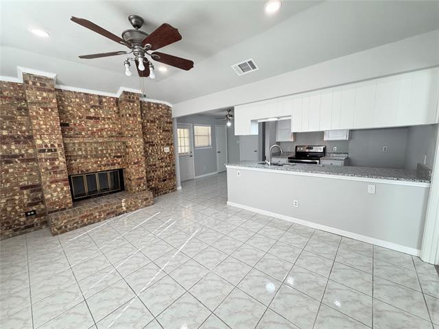 Building Photo - 5812 Kennedy St