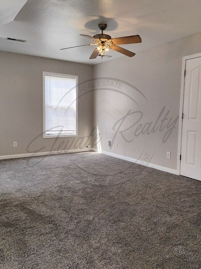 Building Photo - ON SPECIAL! THIS PROPERTY HAS A 1/2 OFF TH...