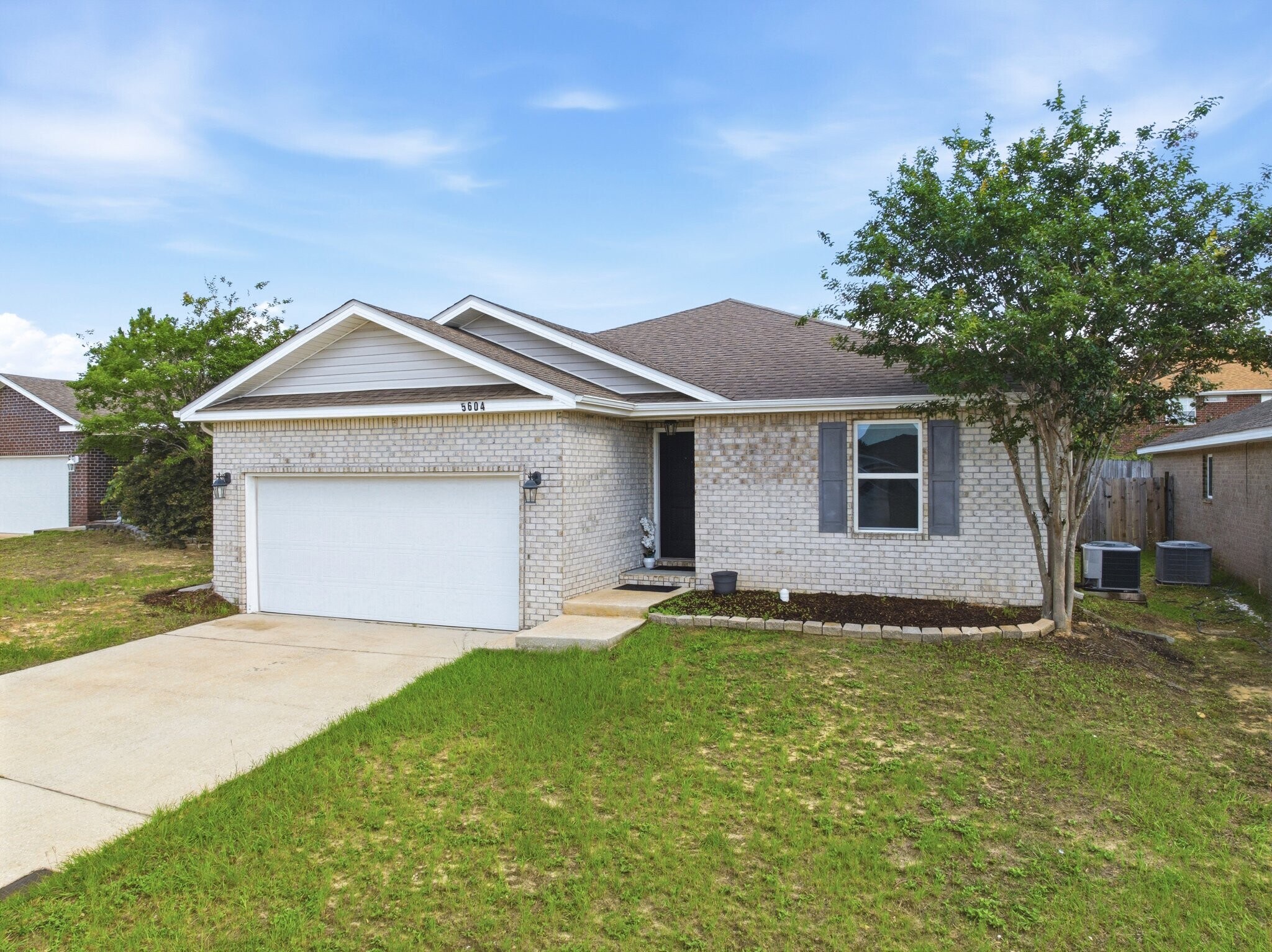 Building Photo - 5604 Shooting Star Ct