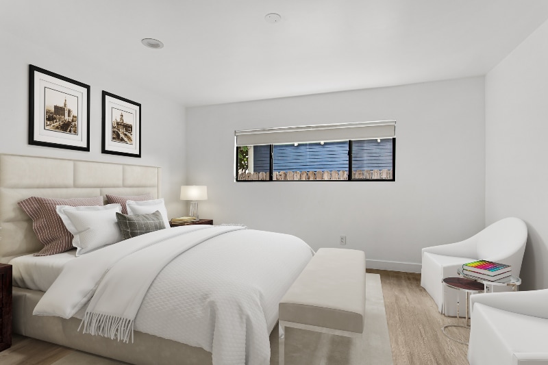 Building Photo - 1949 Park Grove Ave