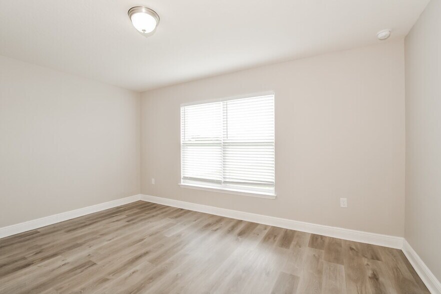 Building Photo - 509 Edith Dr