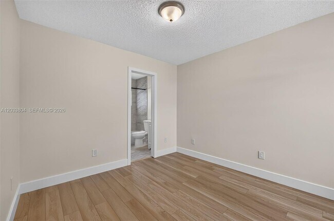Building Photo - 20759 SW 83rd Ave