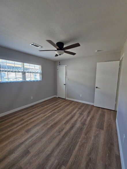 Building Photo - 4319 Baynard Dr