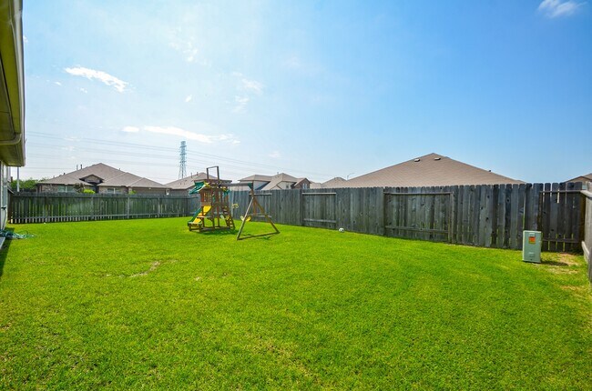 Building Photo - 9426 Barton Crossing Ln