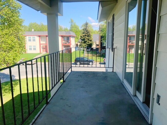 Building Photo - 3934 W 30th Ave