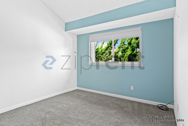Building Photo - 1011 Asbury Way