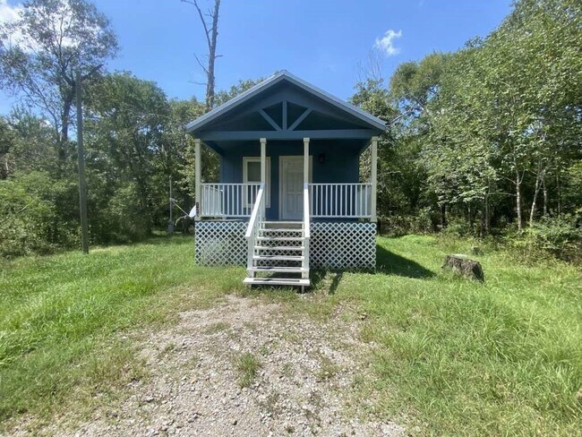 Primary Photo - 129 Shoreline Dr