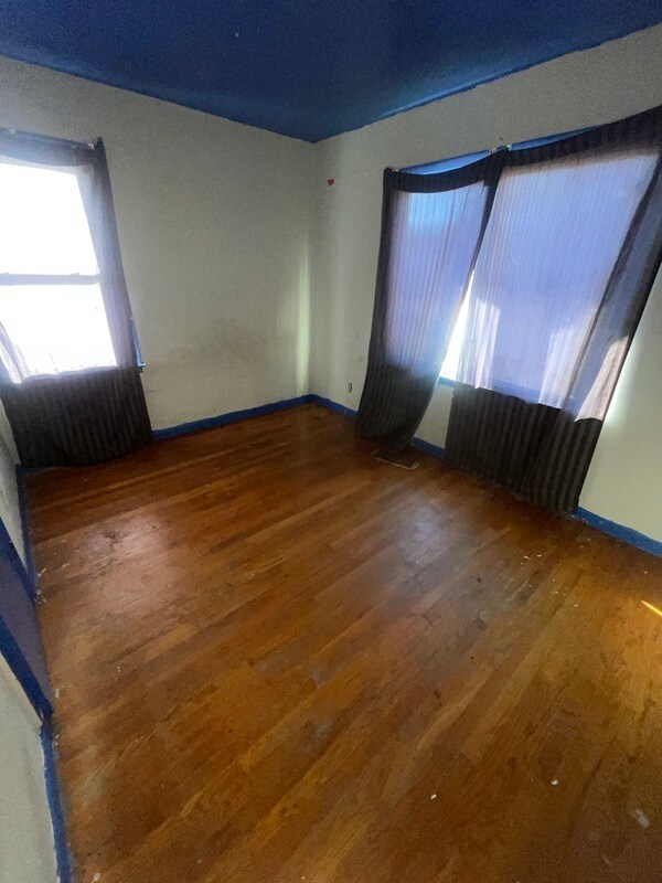 Building Photo - 9145 Loganberry Ln