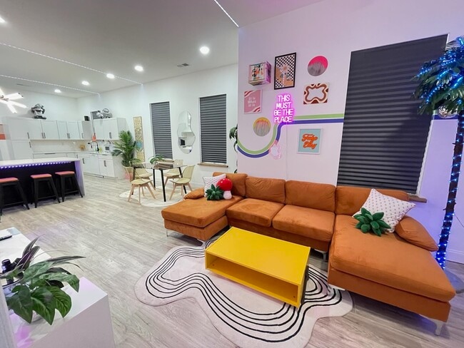 Building Photo - 1726 Vesey Ave