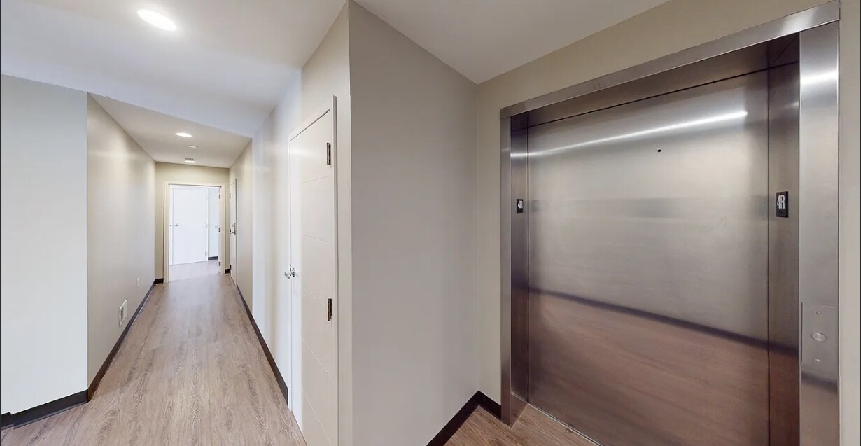 Building Photo - 16 Preble St