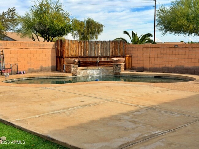 Building Photo - 43210 W Maricopa Ave