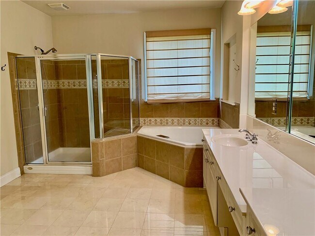 Building Photo - 1303 Creekside Pl SE