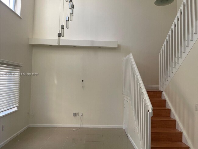 Building Photo - 12885 SW 49th Ct