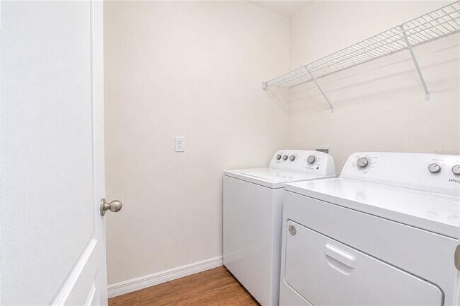 Building Photo - 2824 Sunridge Lp