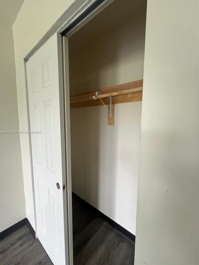 Building Photo - 467 NW 8th St