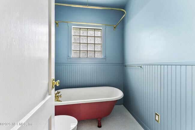 Building Photo - 4531 Attleboro St