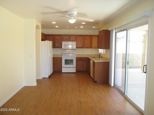 Building Photo - 23006 W Cocopah St