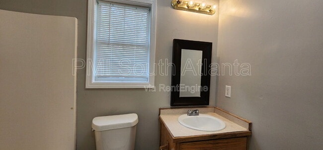 Building Photo - 139 Kathryn Rd