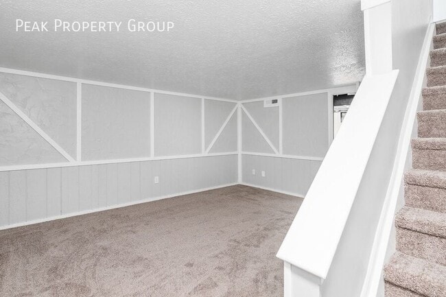 Building Photo - 134 Blakeford Dr